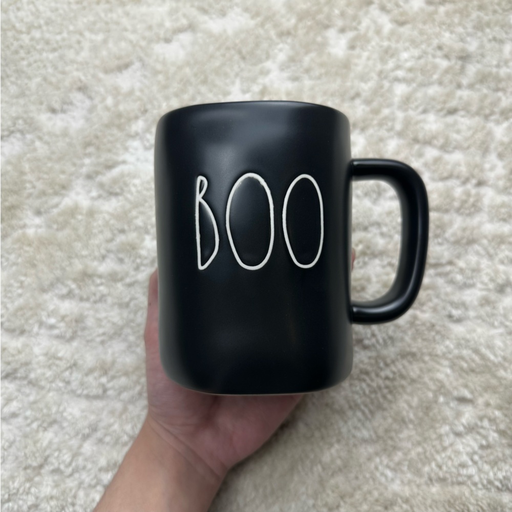 NWOT- Rae Dunn Mug